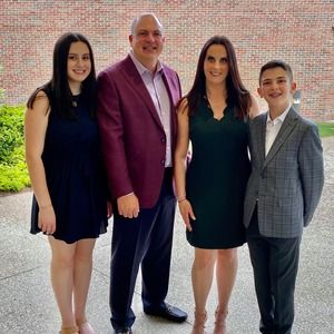 Meet your Posher, Eden